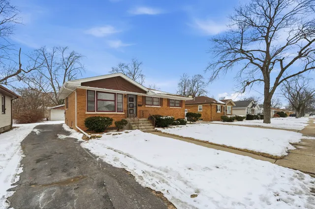 $189,900 | 16364 Evans Avenue, South Holland, IL 60473