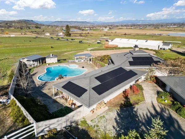 $1,895,000 | Undisclosed Address, Central Point, OR 97502
