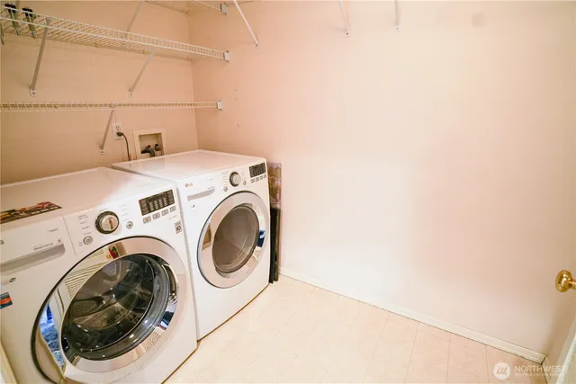 $3,900 | 11720 114th Place Northeast, Kirkland, WA 98034