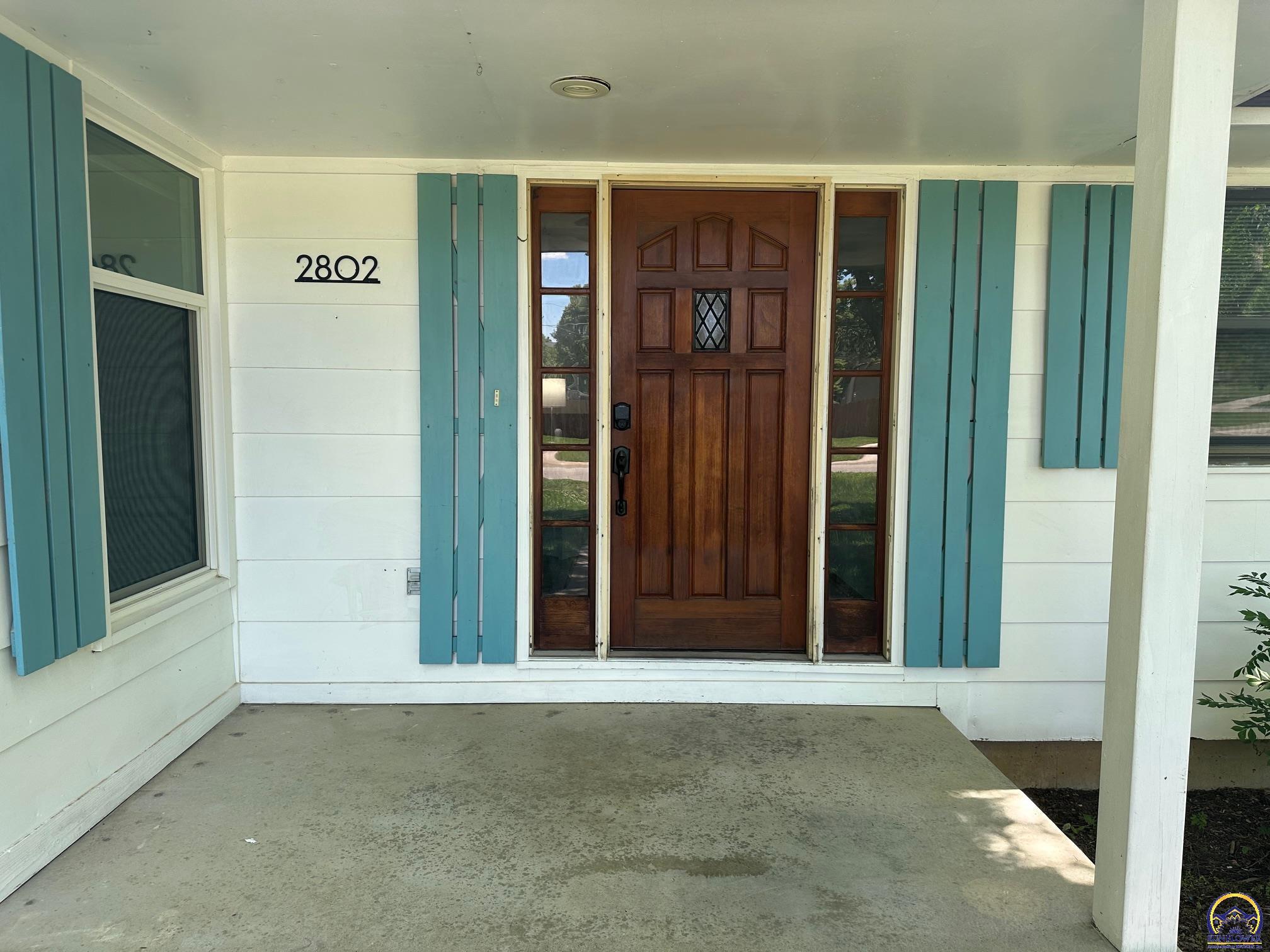 2802 Prairie Street Emporia, KS 66801 - Photo 2 of 37 entry