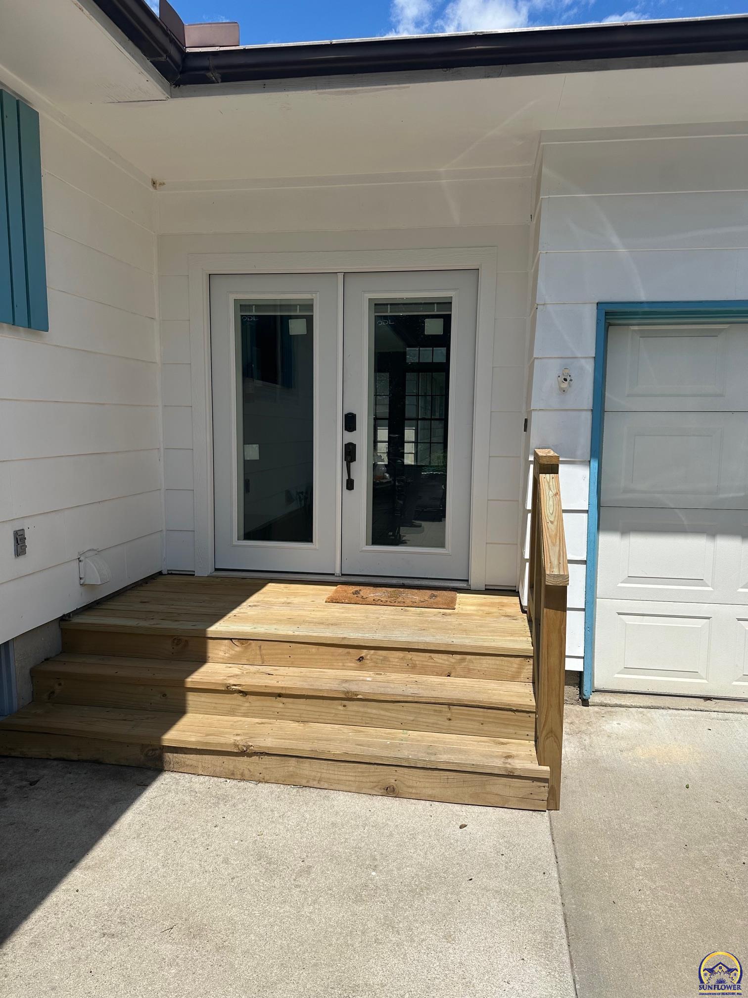 2802 Prairie Street Emporia, KS 66801 - Photo 33 of 37 Back door