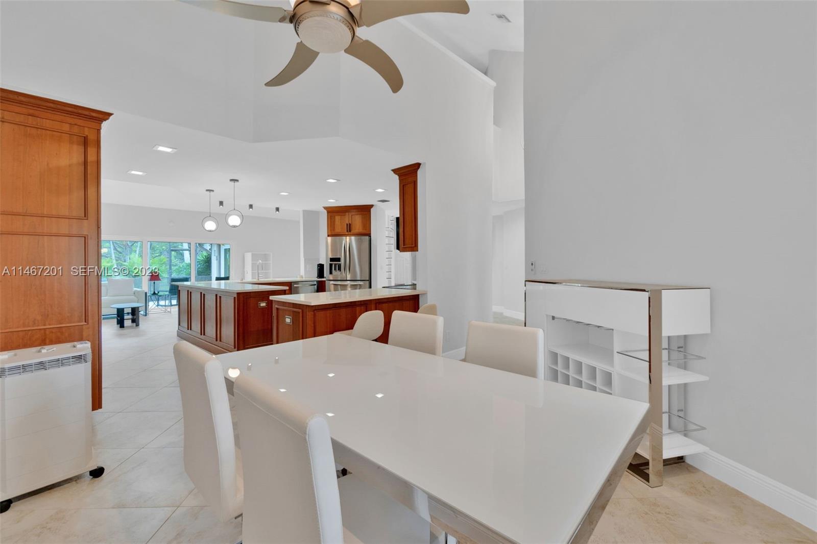 23348 Water Circle Boca Raton, FL 33486 - Photo 13 of 37 Gallery Image 13