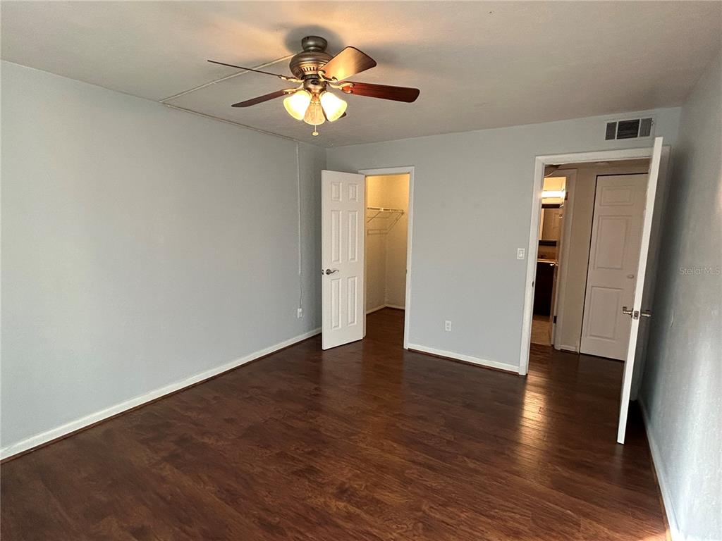 1015 Southwest 9th Street, Unit B2 Gainesville, FL 32601 - Photo 9 of 12