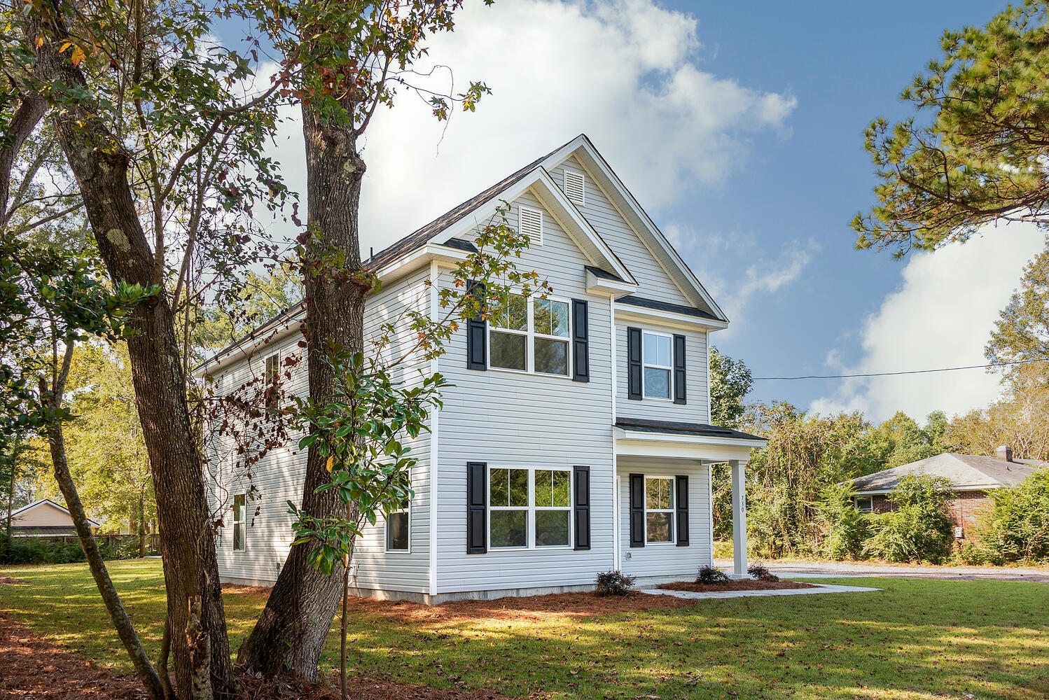 730 Catawba Road Charleston, SC 29414 - Photo 2 of 24 Front