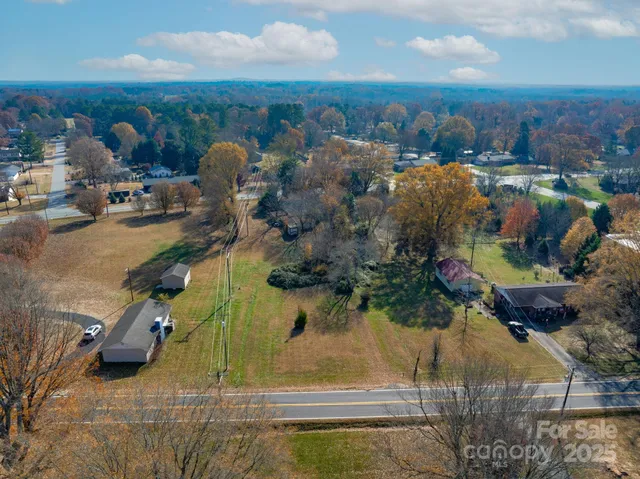 a picture of city view