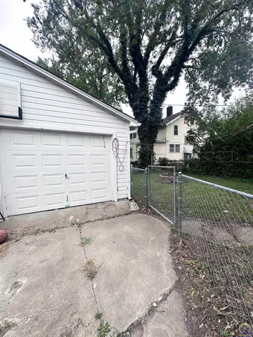 $110,000 | 1717 Southwest 15th Street, Topeka, KS 66604