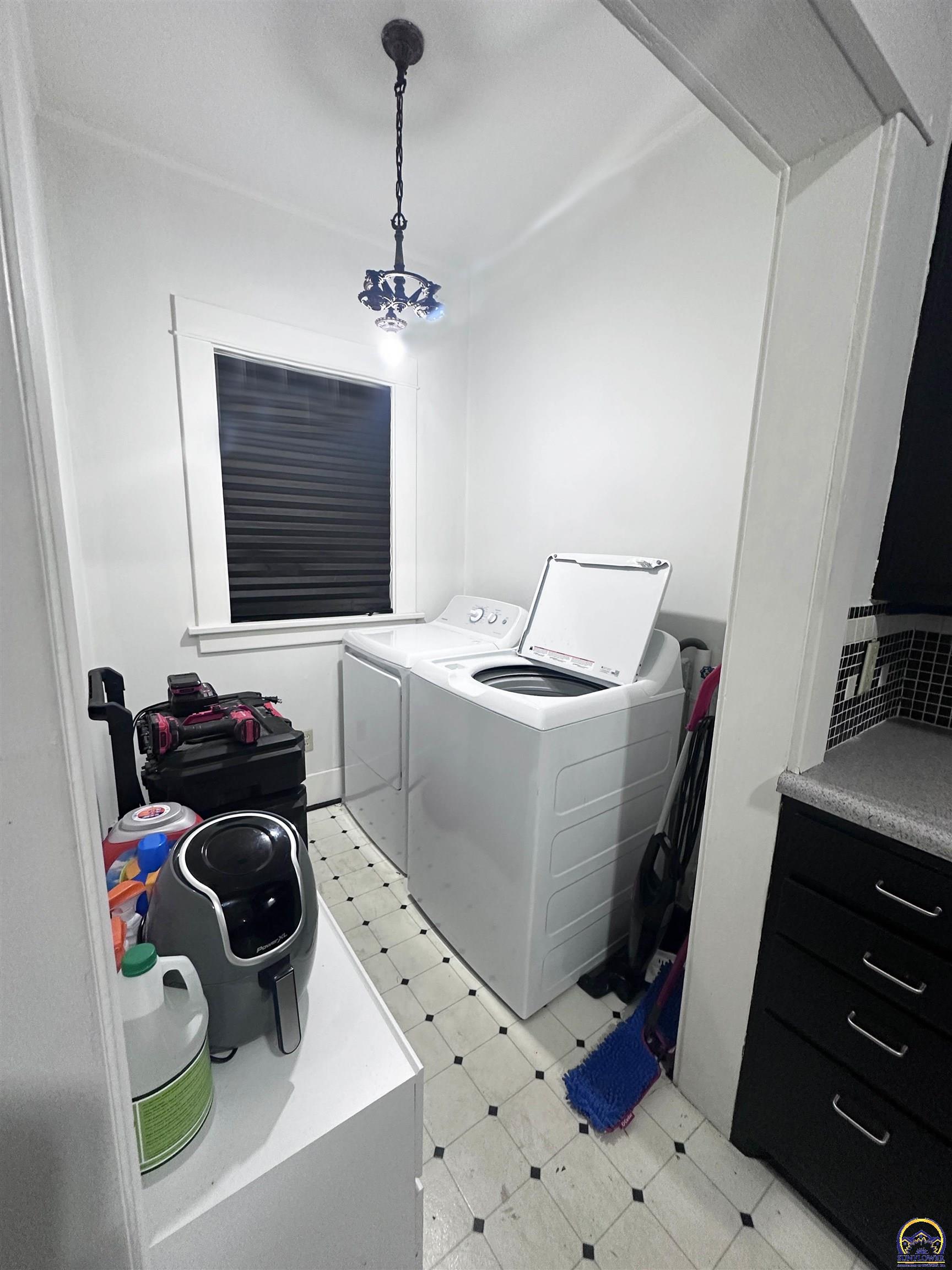 1717 Southwest 15th Street Topeka, KS 66604 - Photo 7 of 12