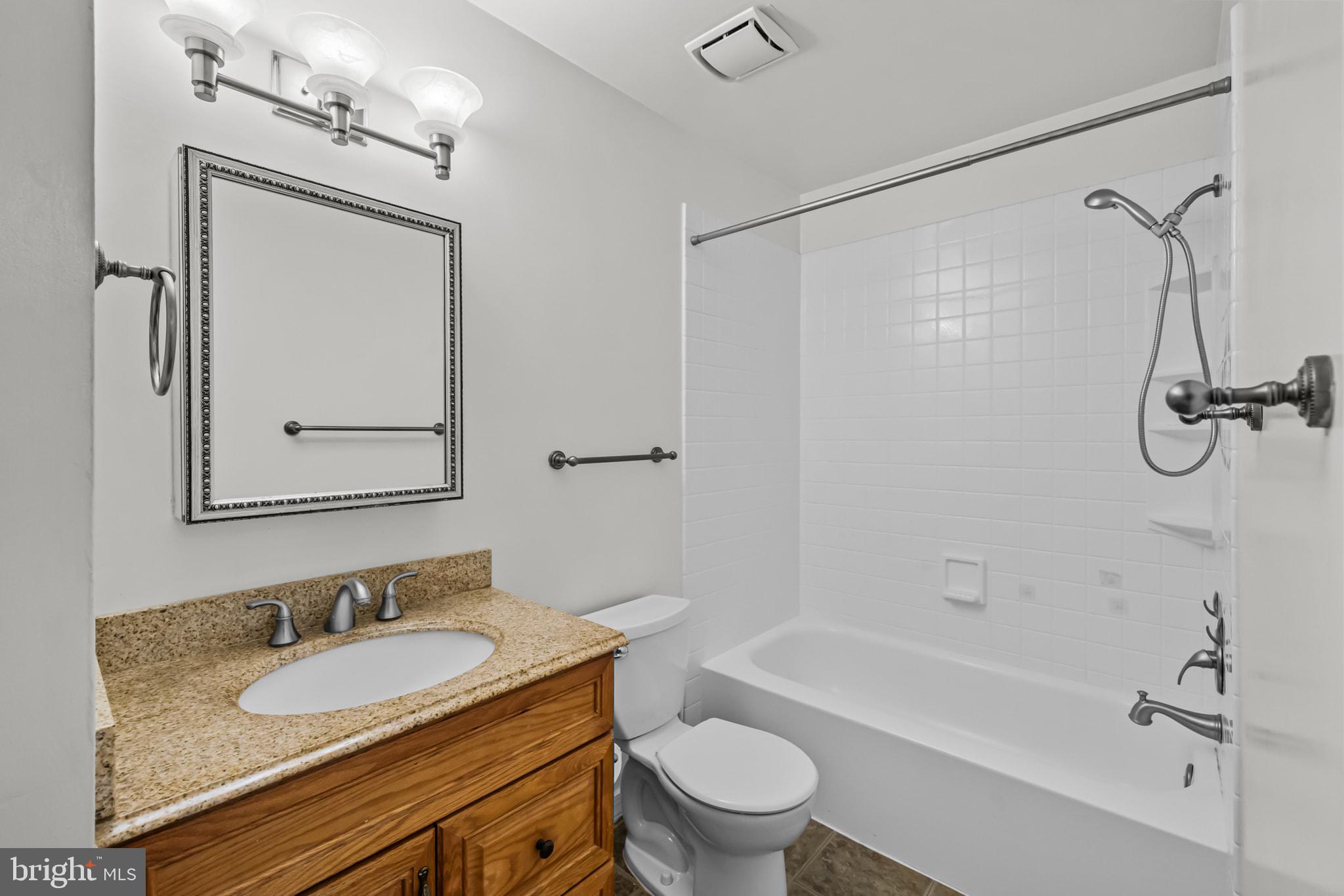 6018 Timber Hollow Lane Springfield, VA 22152 - Photo 16 of 29