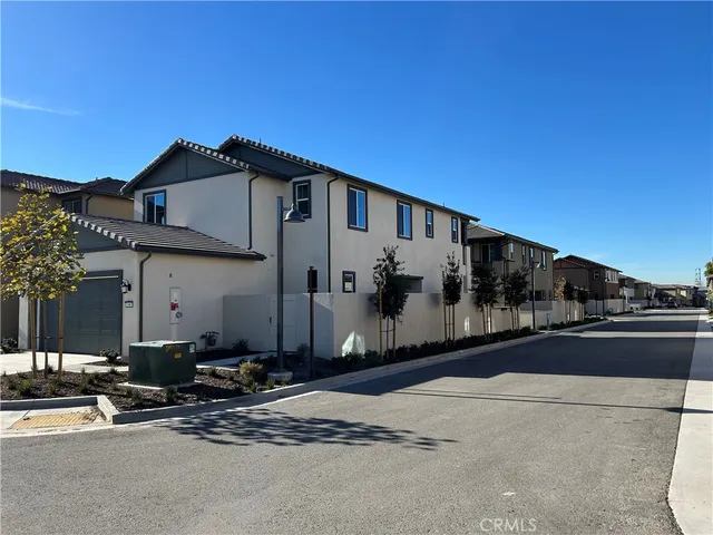 $6,695 | 168 Carmine, Irvine, CA 92618