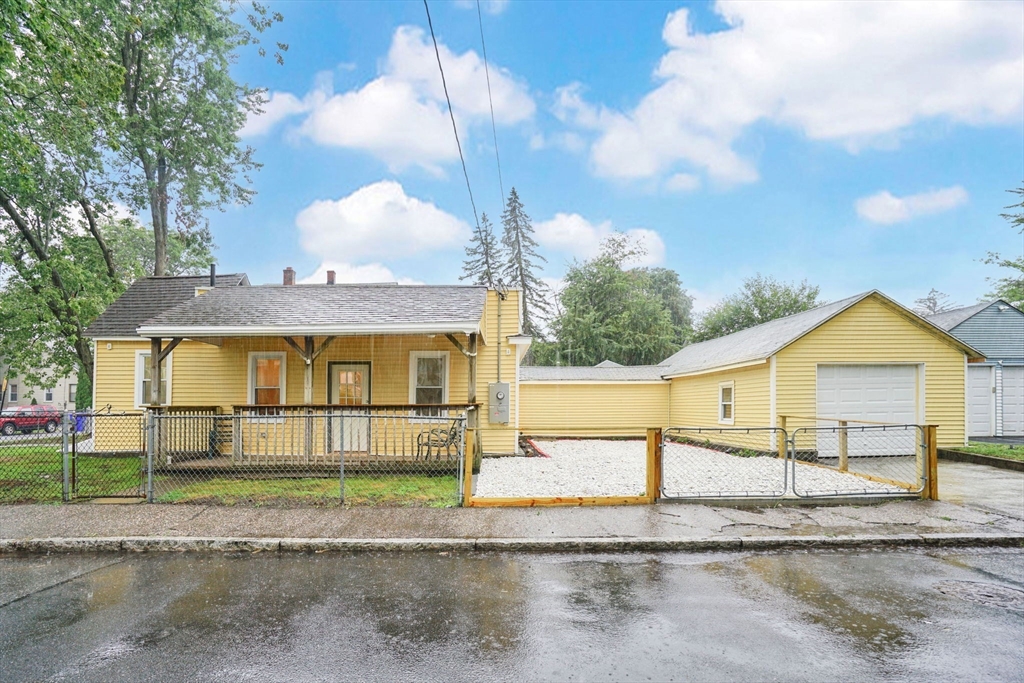 140 Wait Street Springfield, MA 01104 - Photo 1 of 28