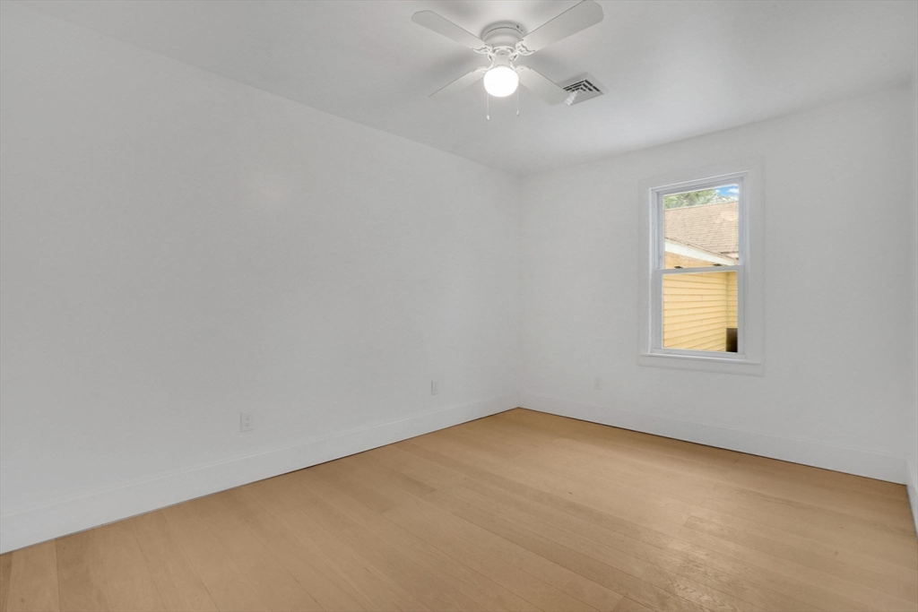 140 Wait Street Springfield, MA 01104 - Photo 19 of 28