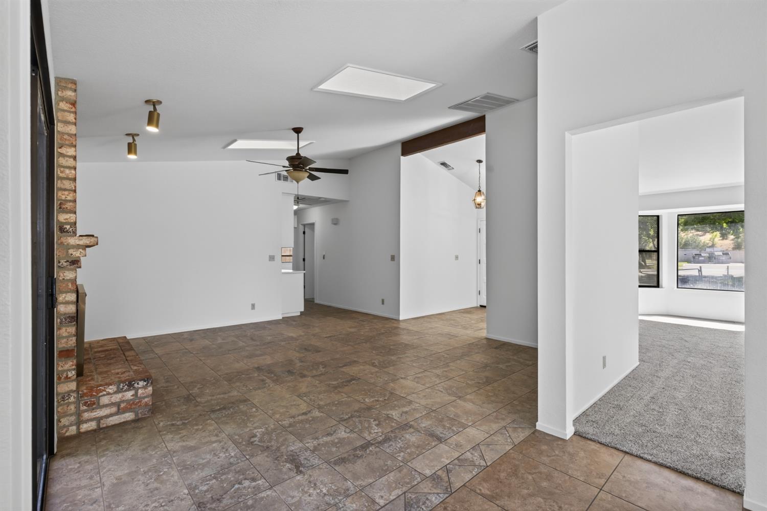 6186 Springview Drive Rocklin, CA 95677 - Photo 11 of 45 Gallery Image 11