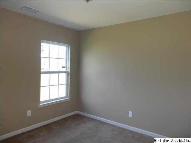 409 Goldwire Terrace Southwest Birmingham, AL 35211 - Photo 4 of 14