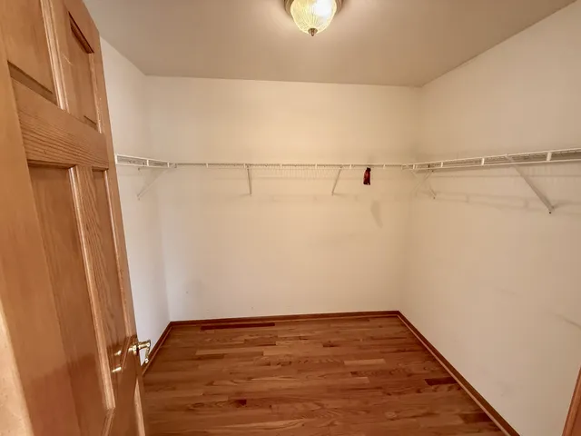 $3,995 | 153 Fulbright Lane, Schaumburg, IL 60194