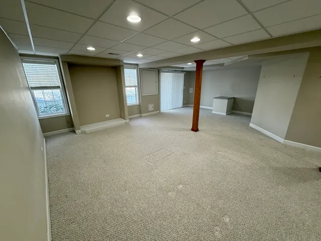 $3,995 | 153 Fulbright Lane, Schaumburg, IL 60194