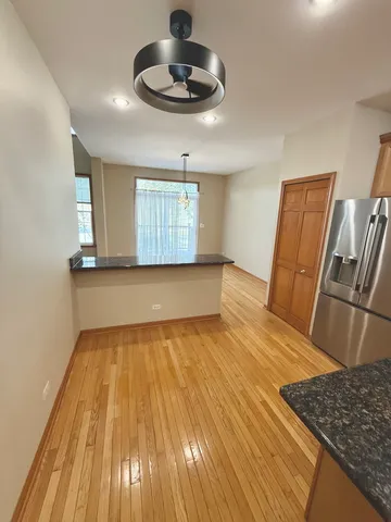 $3,995 | 153 Fulbright Lane, Schaumburg, IL 60194