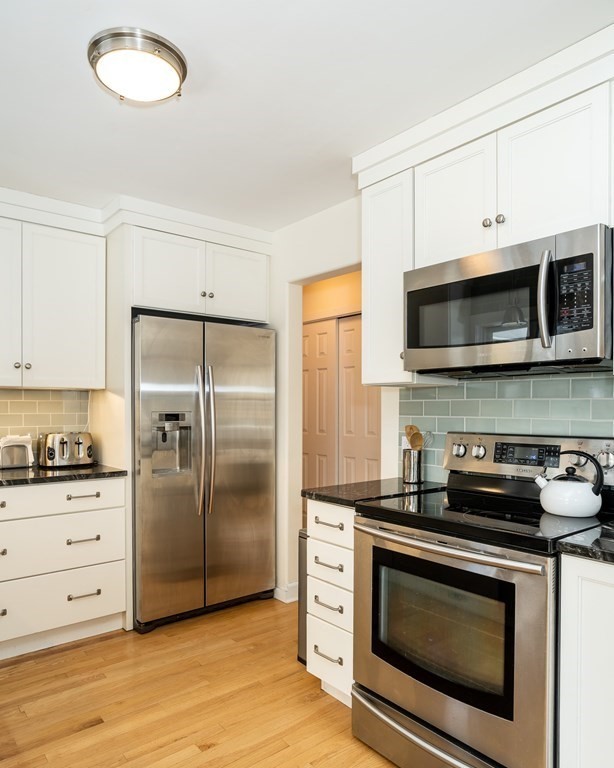 295 Amity Street Amherst, MA 01002 - Photo 14 of 42