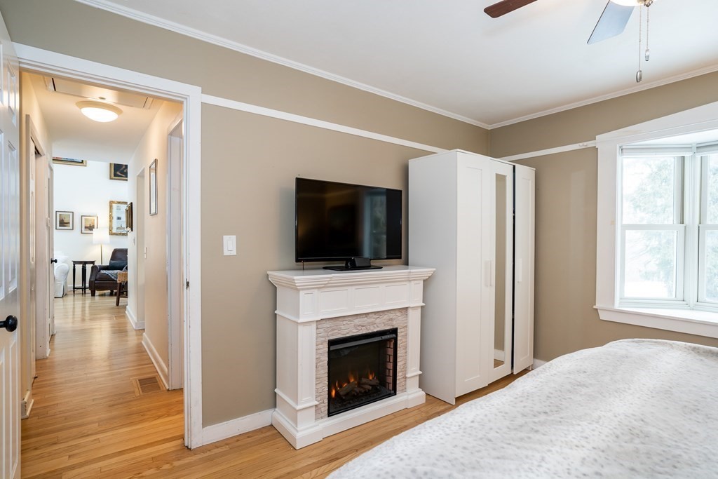 295 Amity Street Amherst, MA 01002 - Photo 20 of 42