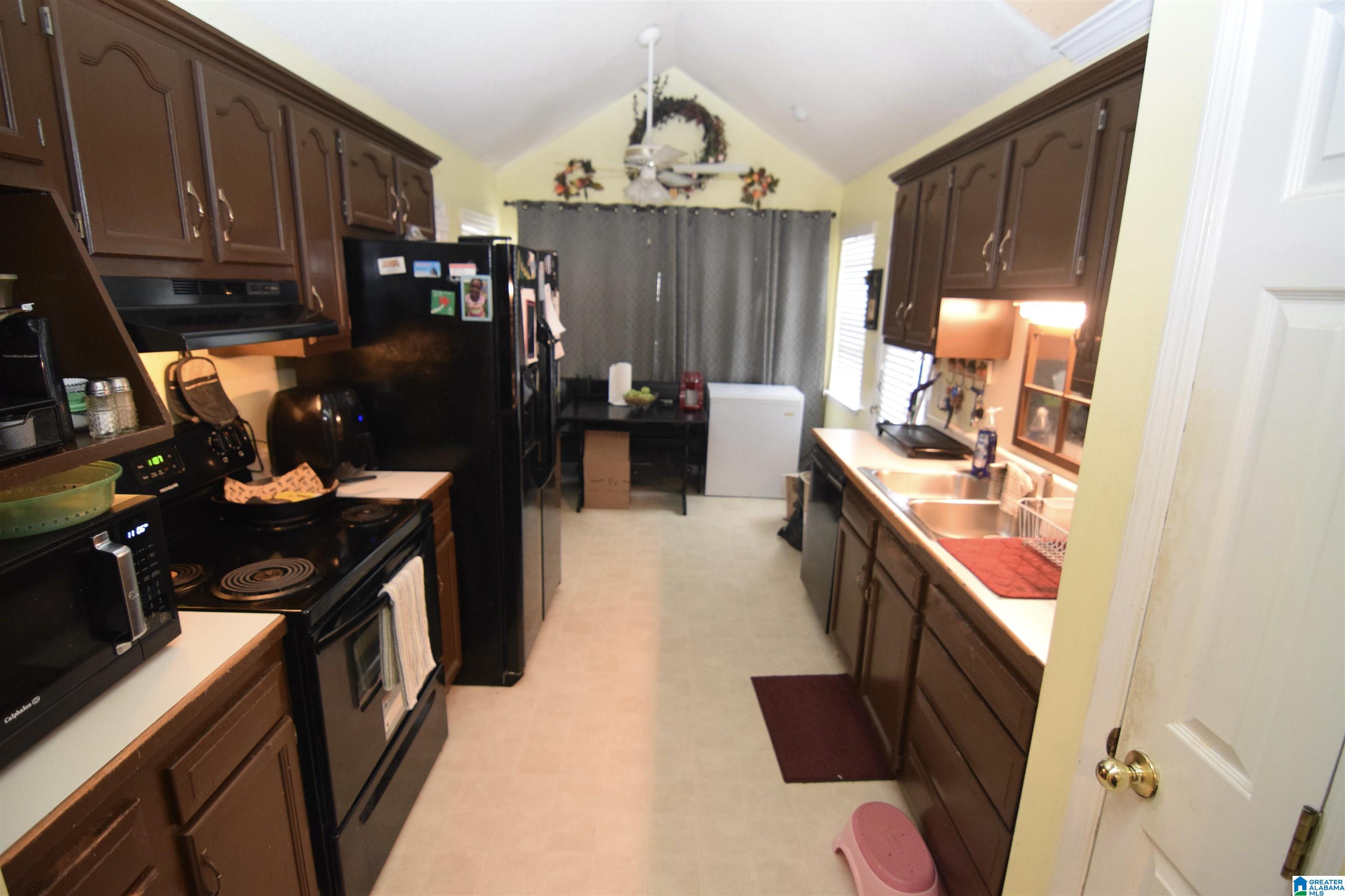 6768 Crossbrook Lane Pinson, AL 35126 - Photo 4 of 15