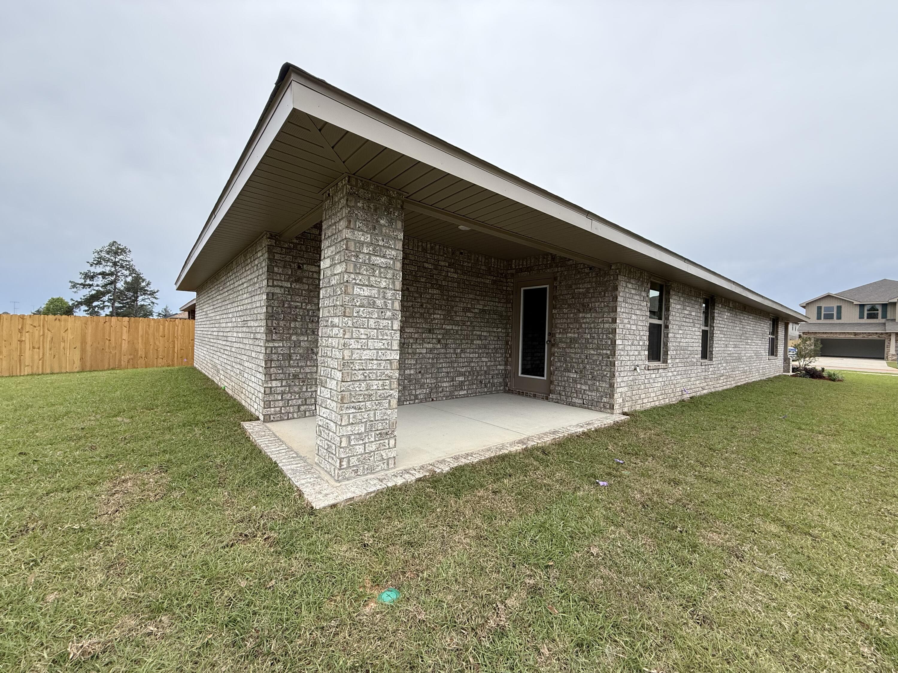 192 Ridgeway Circle Crestview, FL 32536 - Photo 17 of 18 IMG_6961