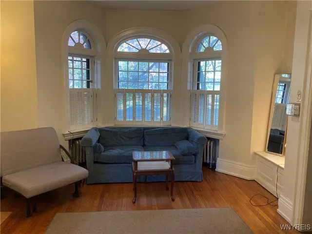 $2,400 | 44 North Pearl Street, Unit 5, Buffalo, NY 14202