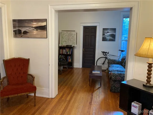 $2,400 | 44 North Pearl Street, Unit 5, Buffalo, NY 14202