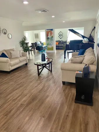 $2,500 | 6100 Lakemont Circle, Greenacres, FL 33463