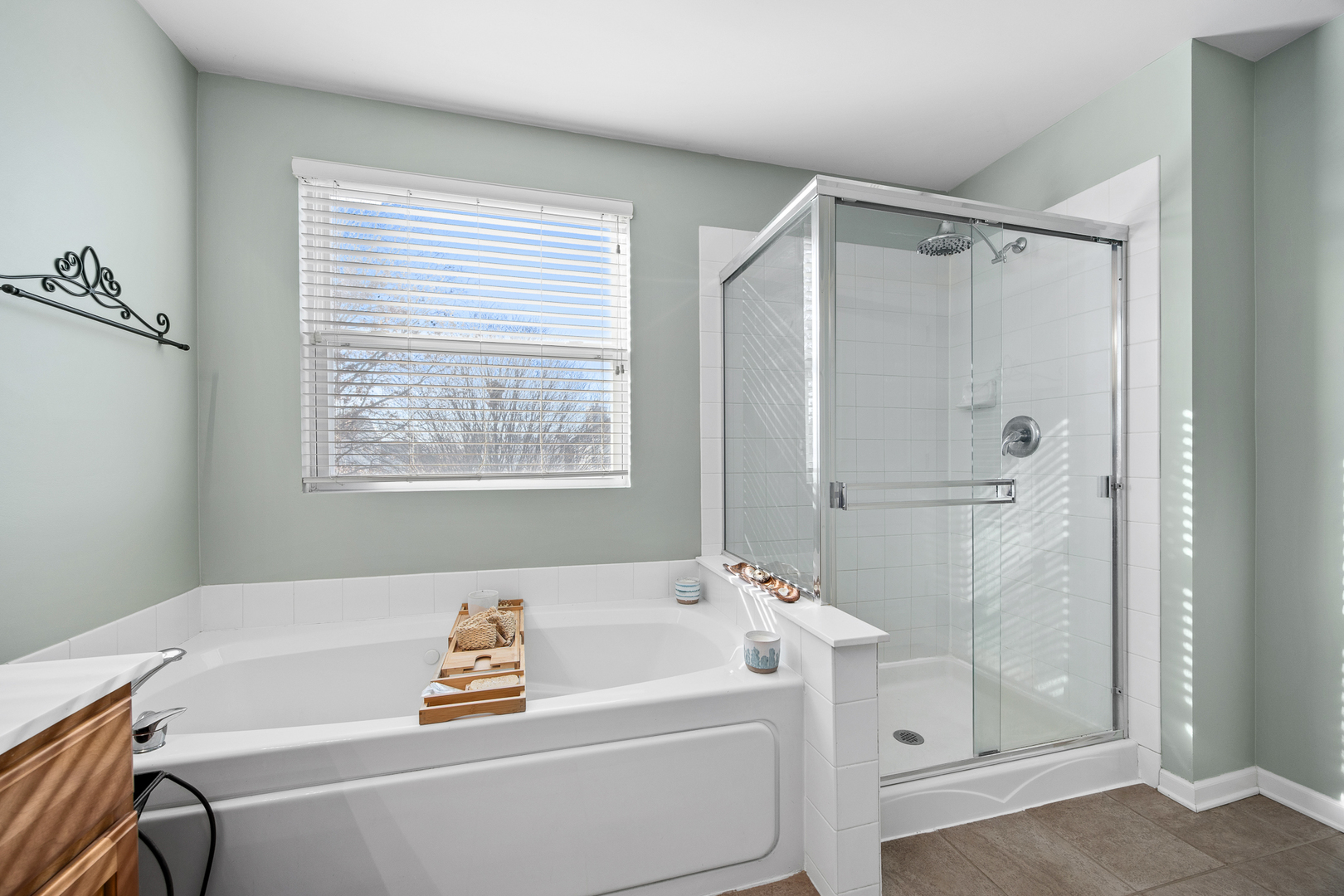 133 North Cranberry Street Bolingbrook, IL 60490 - Photo 25 of 46 a white bath tub sitting next to a white sink