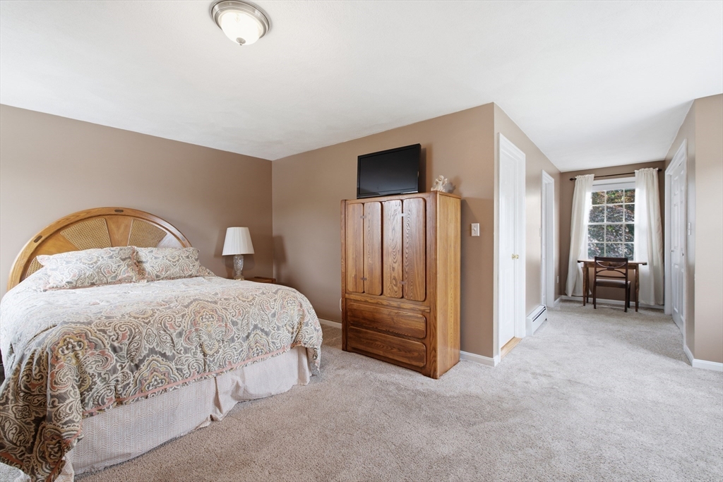 74 Maplewood Road Lynn, MA 01904 - Photo 19 of 33 Gallery Image 19
