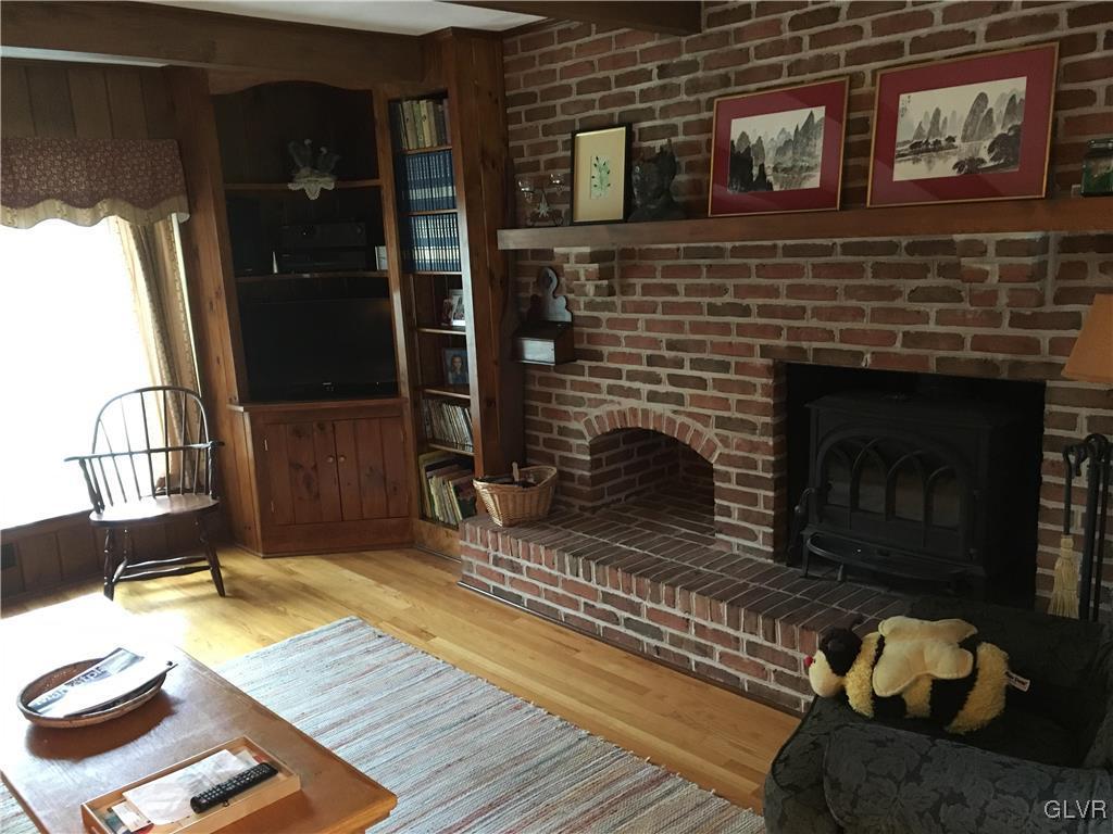625 East Macada Road Bethlehem, PA 18017 - Photo 6 of 29 Gallery Image 6