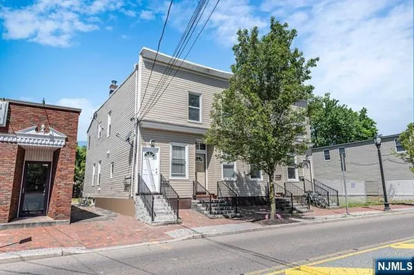 $1,079,000 | 1099-1101 Ringwood Avenue, Wanaque, NJ 07420