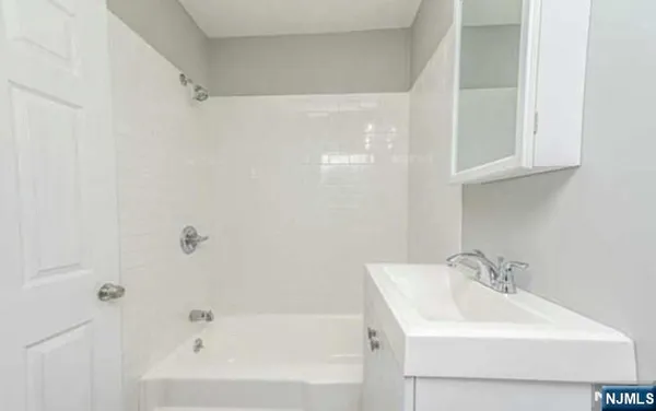 $1,079,000 | 1099-1101 Ringwood Avenue, Wanaque, NJ 07420