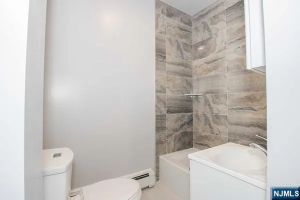 $1,079,000 | 1099-1101 Ringwood Avenue, Wanaque, NJ 07420