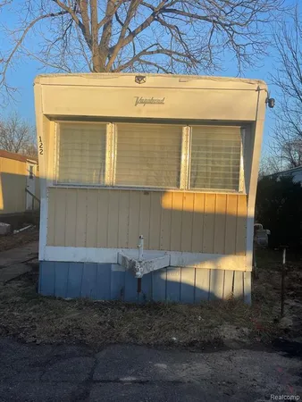 $16,000 | 17297 West Outer Drive, Dearborn Heights, MI 48127