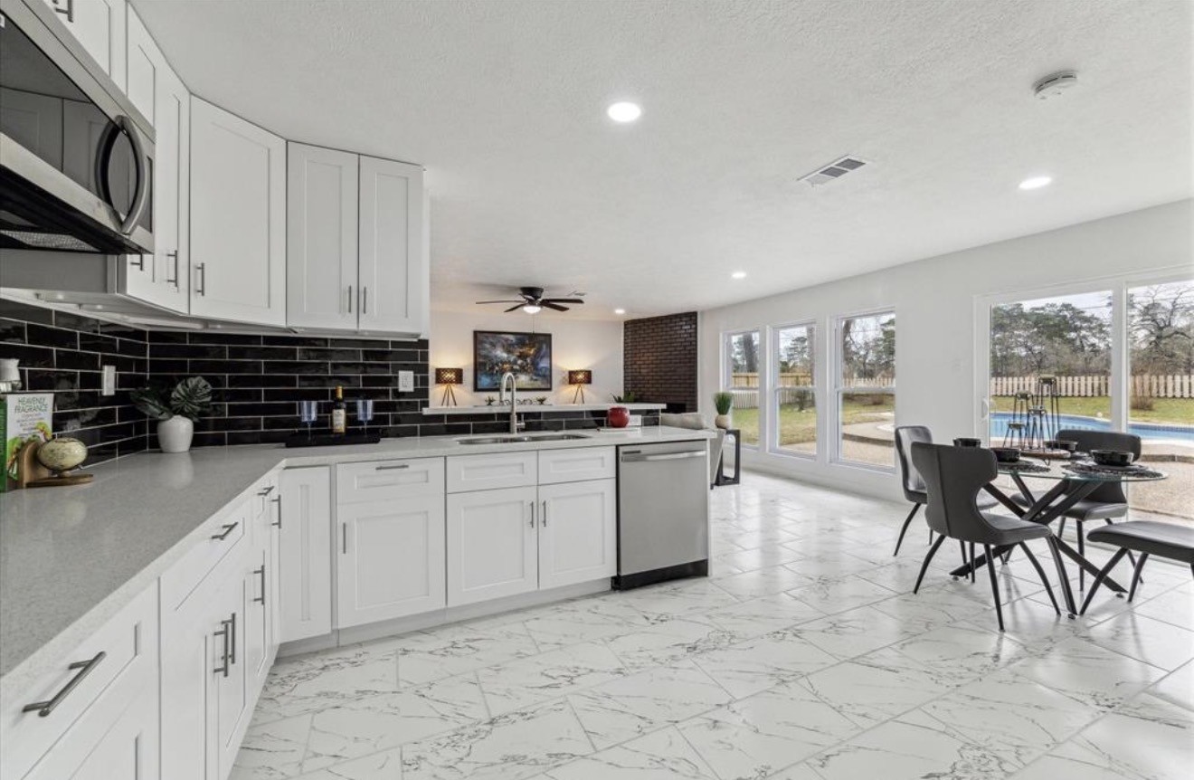 1210 Burning Tree Road Kingwood, TX 77339 - Photo 14 of 34