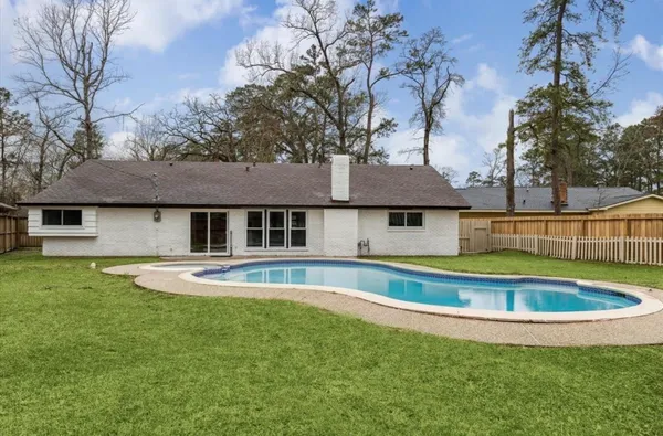 $3,300 | 1210 Burning Tree Road, Kingwood, TX 77339