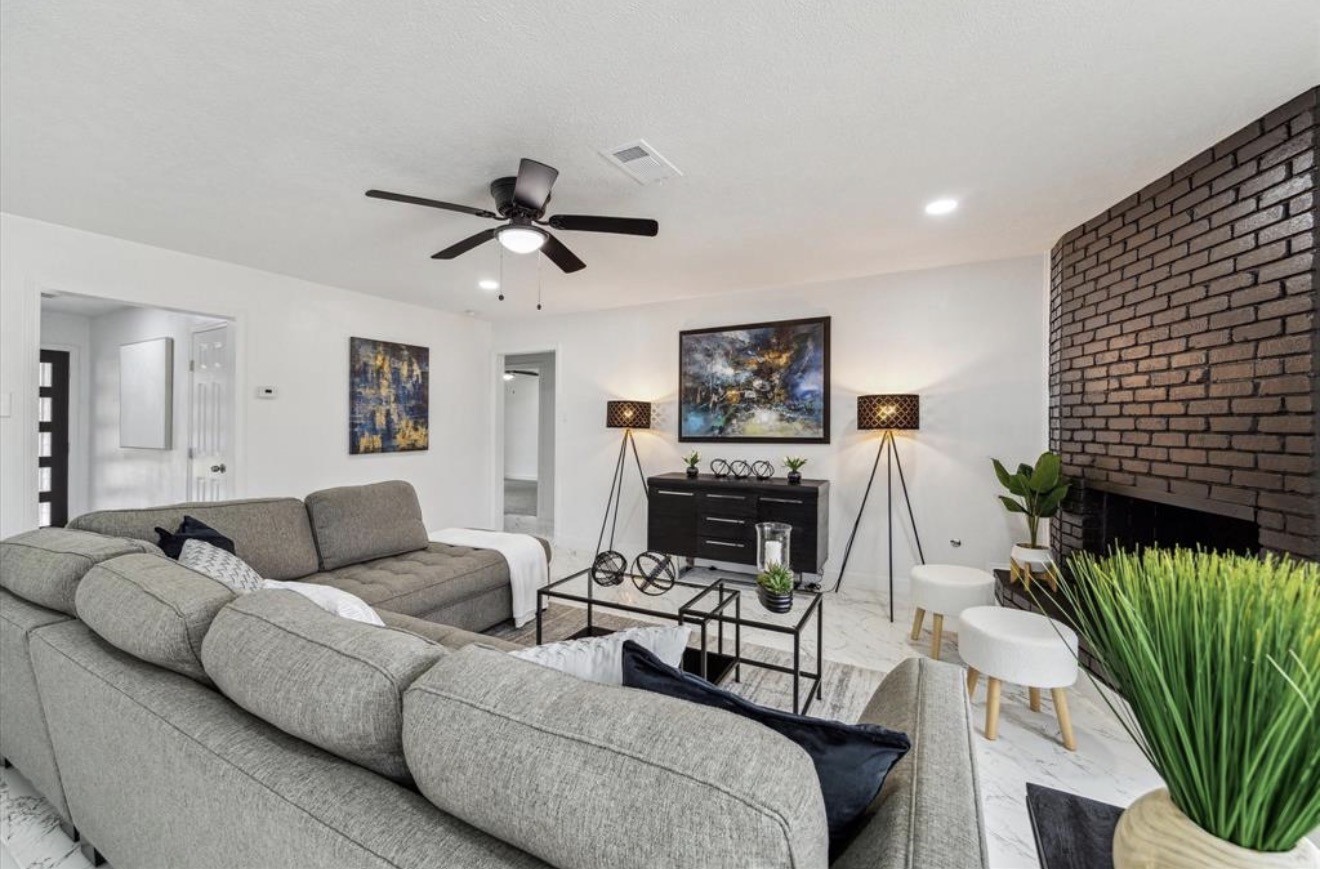 1210 Burning Tree Road Kingwood, TX 77339 - Photo 5 of 34