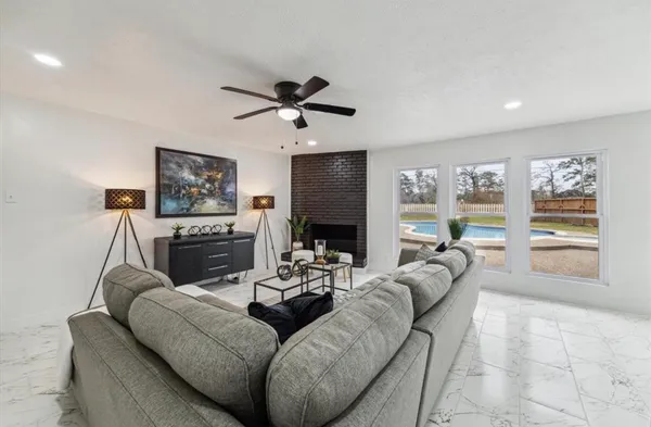 $3,300 | 1210 Burning Tree Road, Kingwood, TX 77339