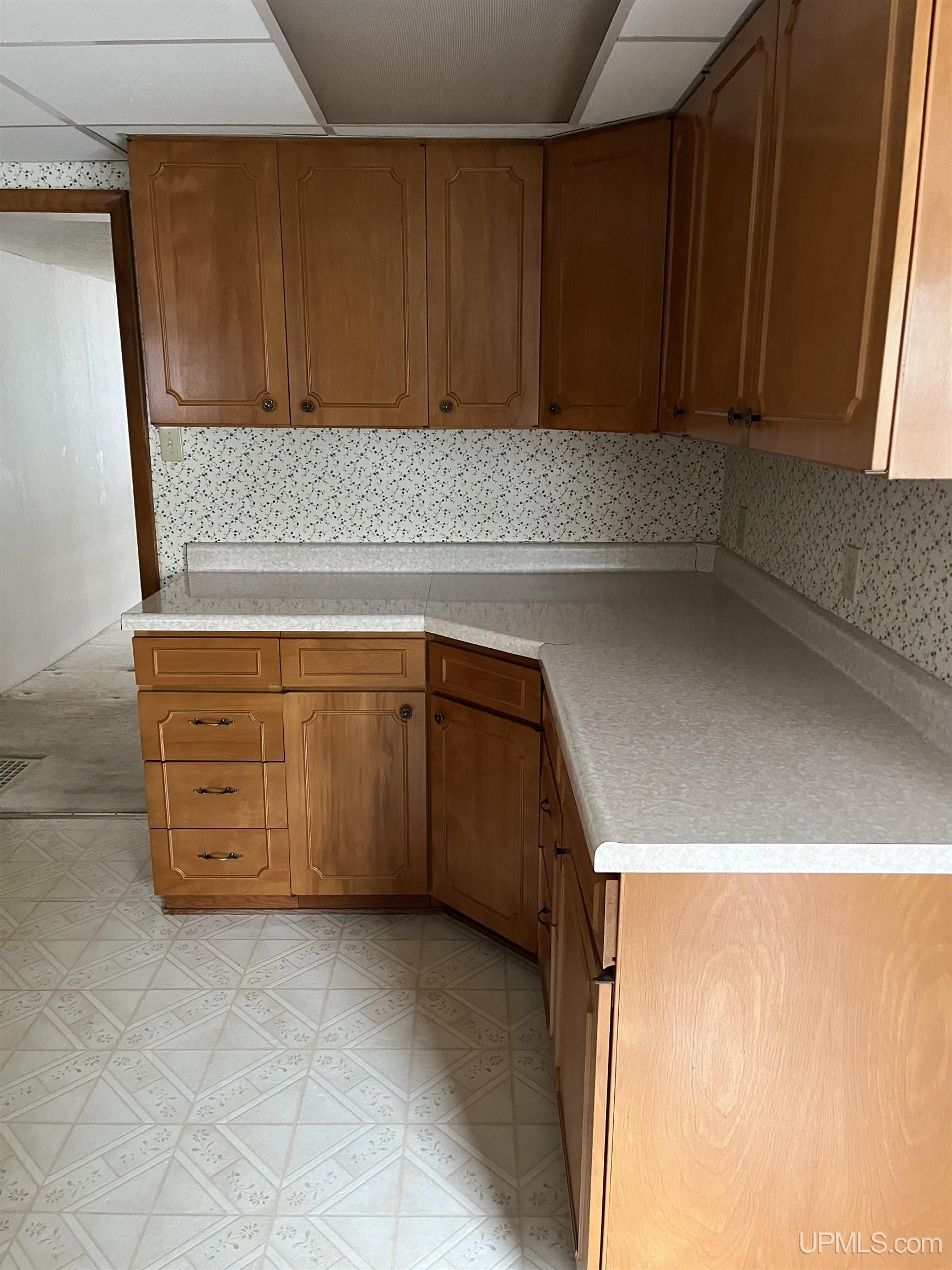 208 West High Street Ishpeming, MI 49849 - Photo 13 of 58 Gallery Image 13