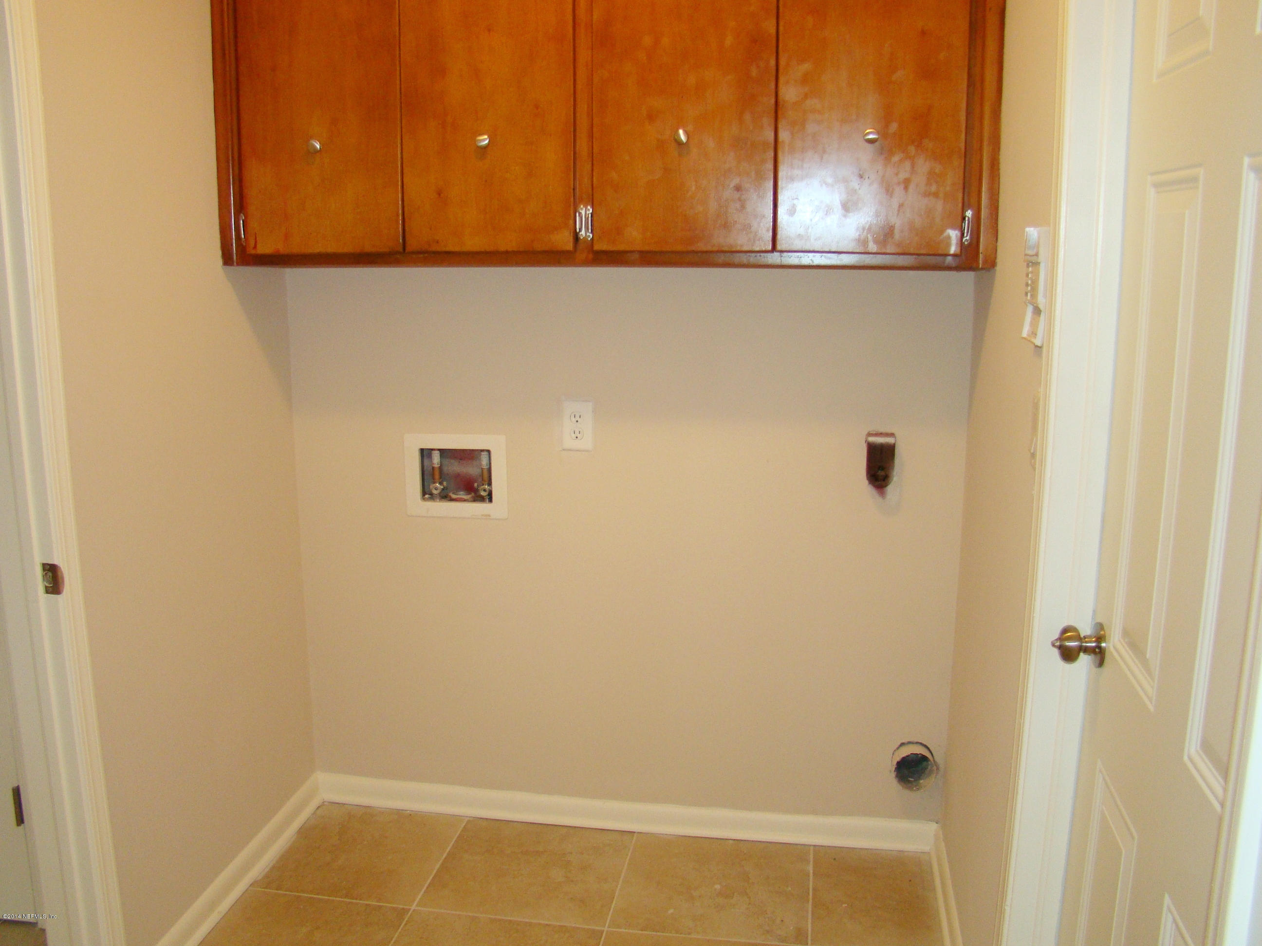 3329 Debussy Road Jacksonville, FL 32277 - Photo 25 of 28 INSIDE LAUNDRY ROOM