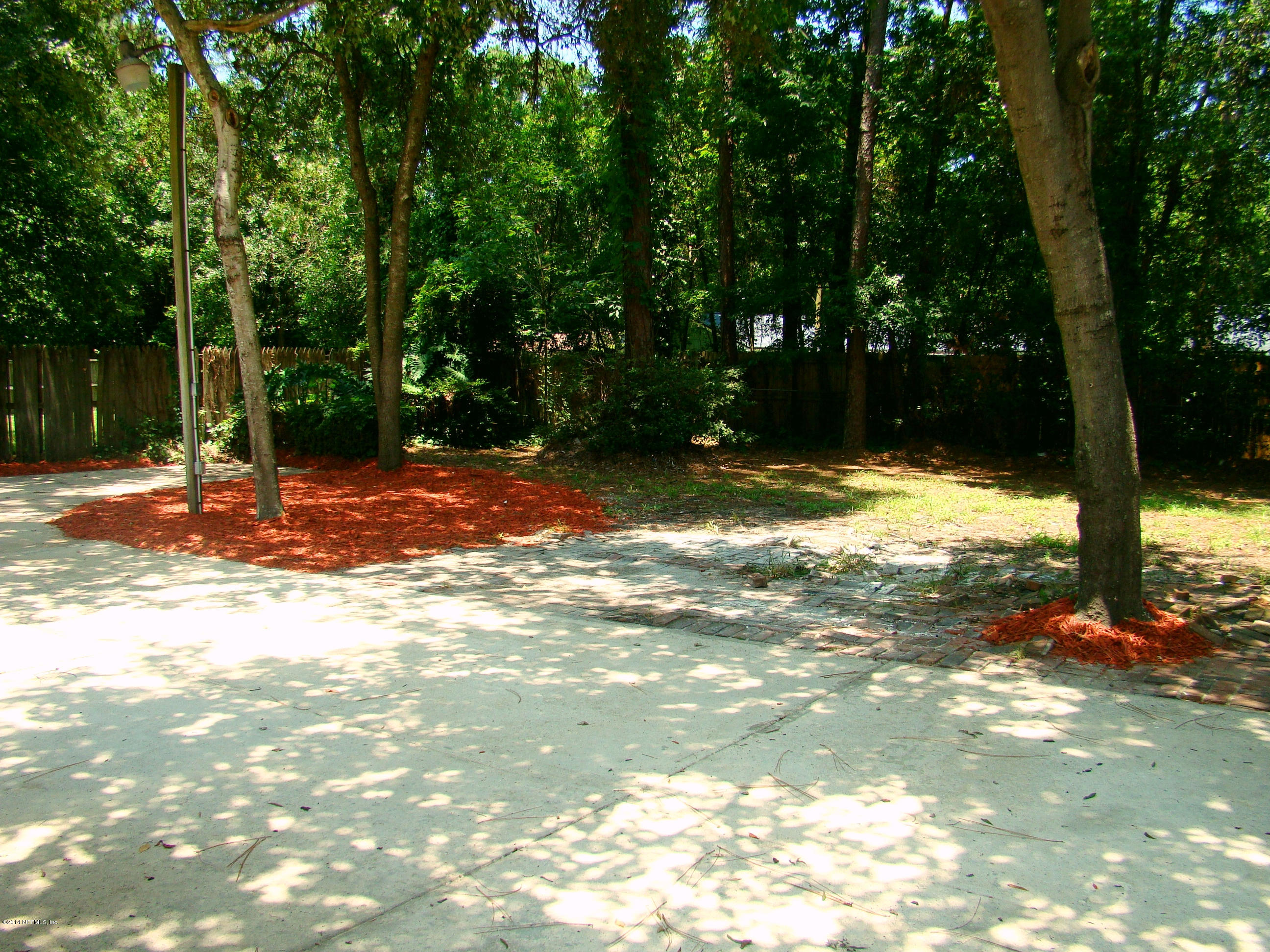 3329 Debussy Road Jacksonville, FL 32277 - Photo 5 of 28 BACKYARD VIEW