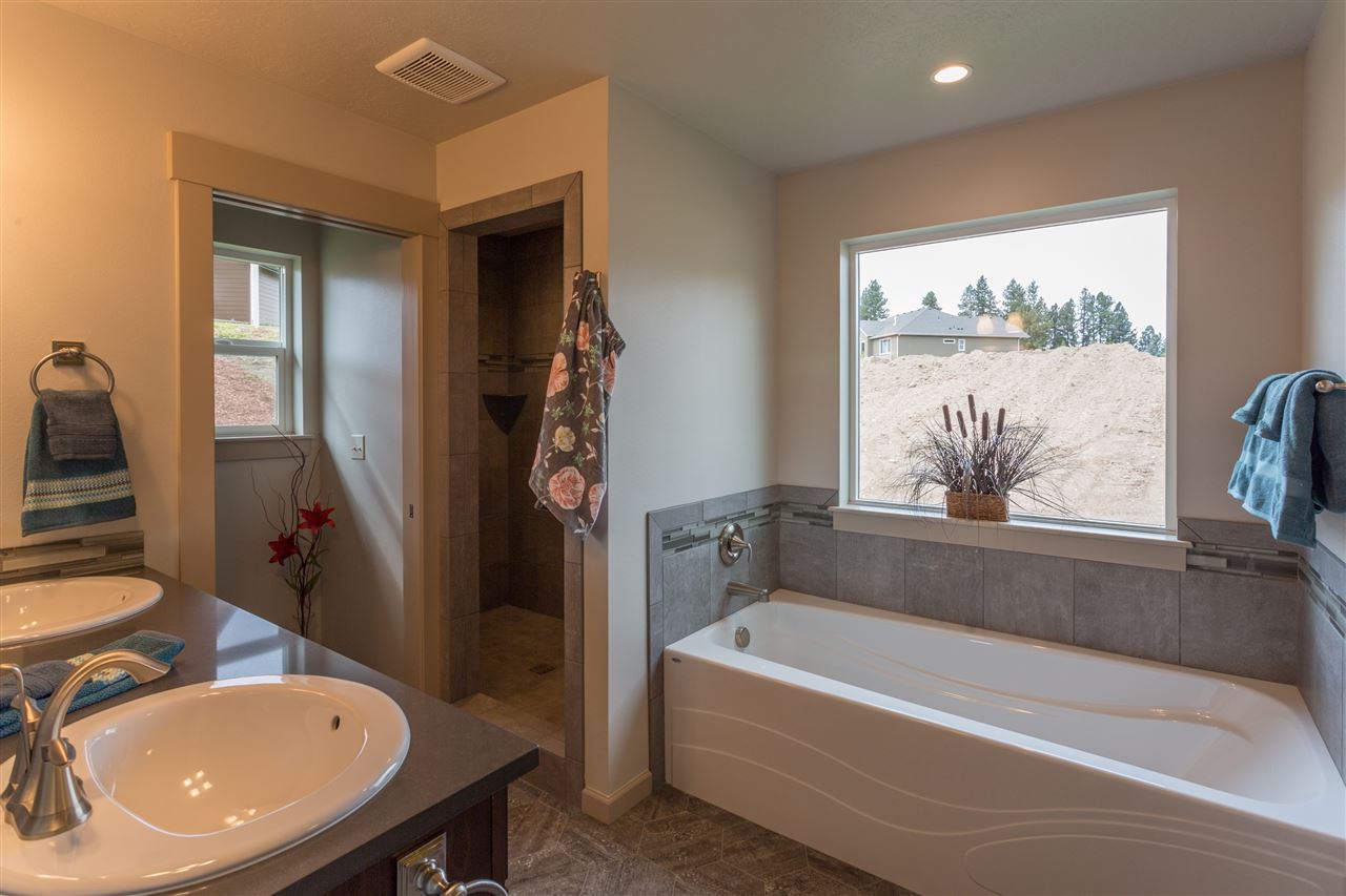 1407 North Lily Road Spokane, WA 99212 - Photo 8 of 8 Gallery Image 8