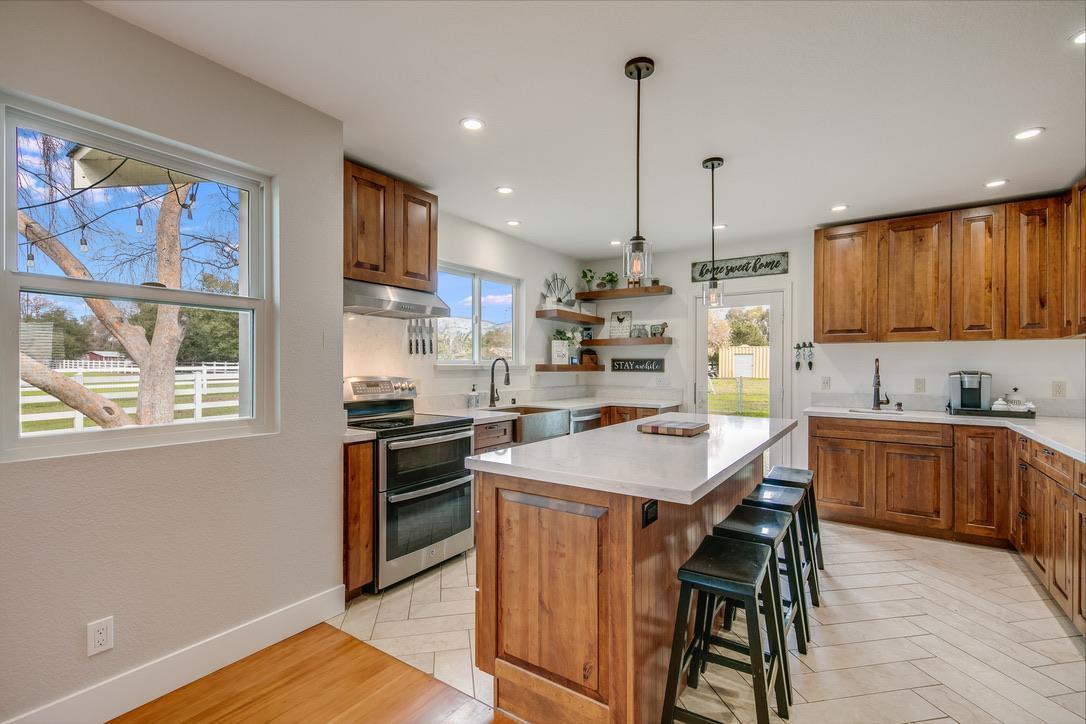 2015 Trumar Lane Gilroy, CA 95020 - Photo 6 of 30