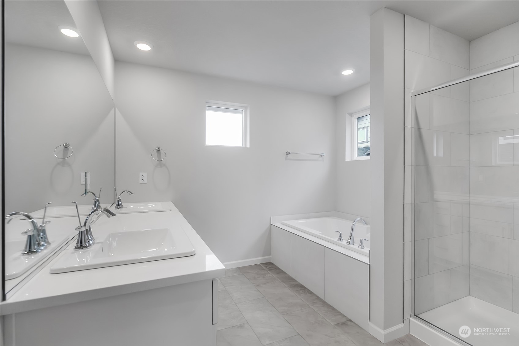 2734 South 8th Way Ridgefield, WA 98642 - Photo 18 of 20 a bathroom with a sink a toilet and shower
