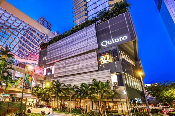 $10,500 | 55 Southwest 9th Street, Unit 3906, Miami, FL 33130