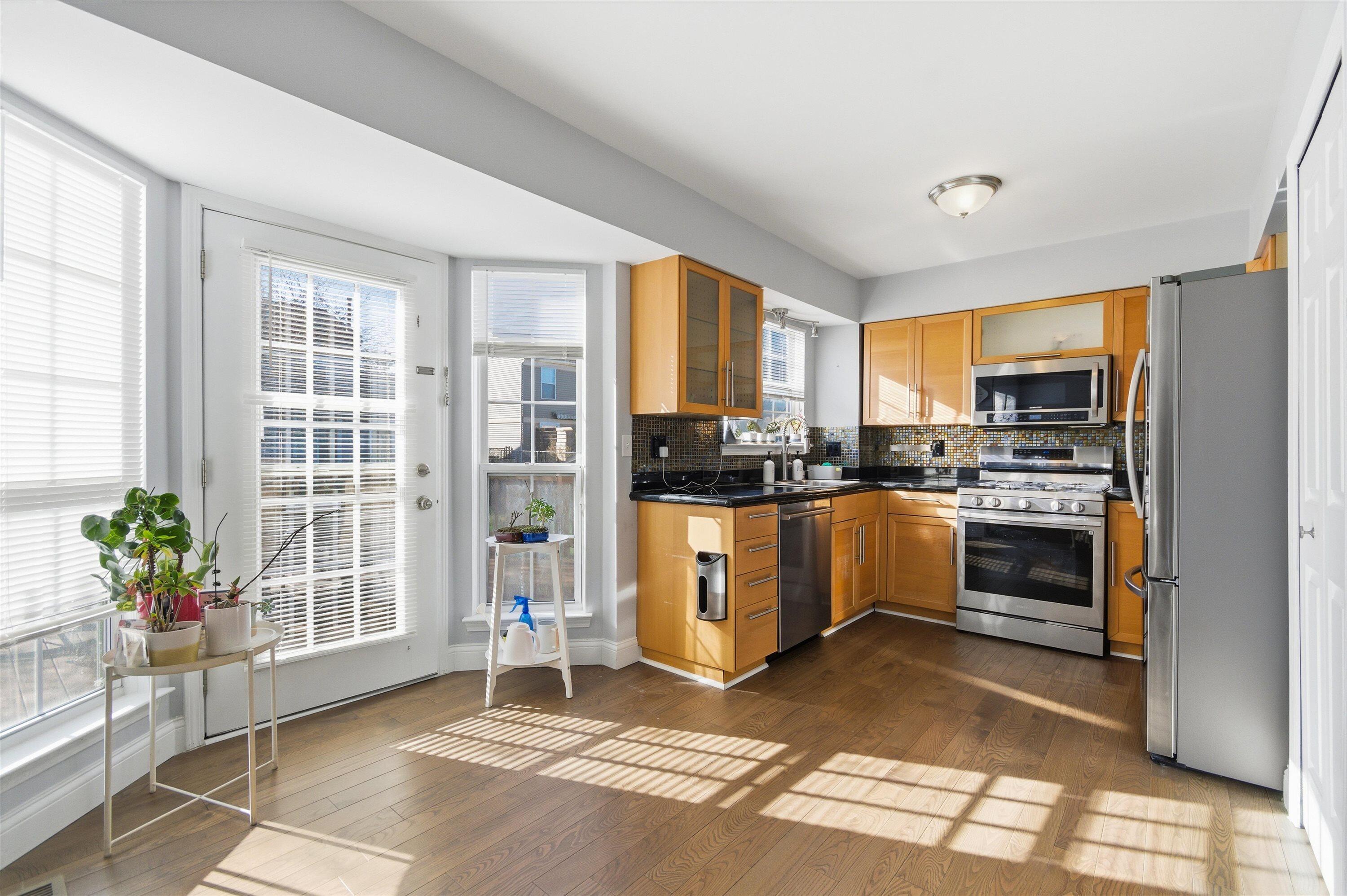 3256 Monument Ann Arbor, MI 48108 - Photo 11 of 39 25-16