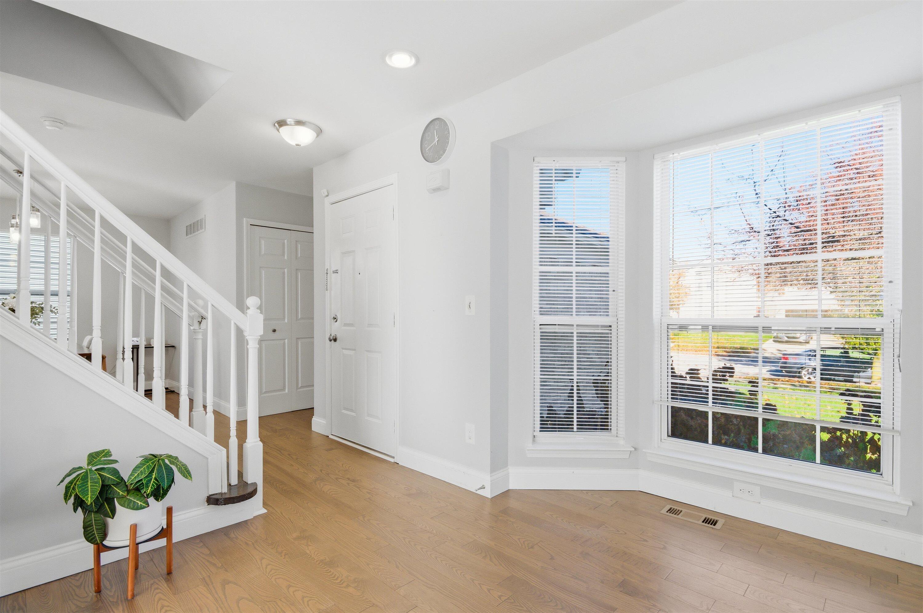 3256 Monument Ann Arbor, MI 48108 - Photo 5 of 39 19-10