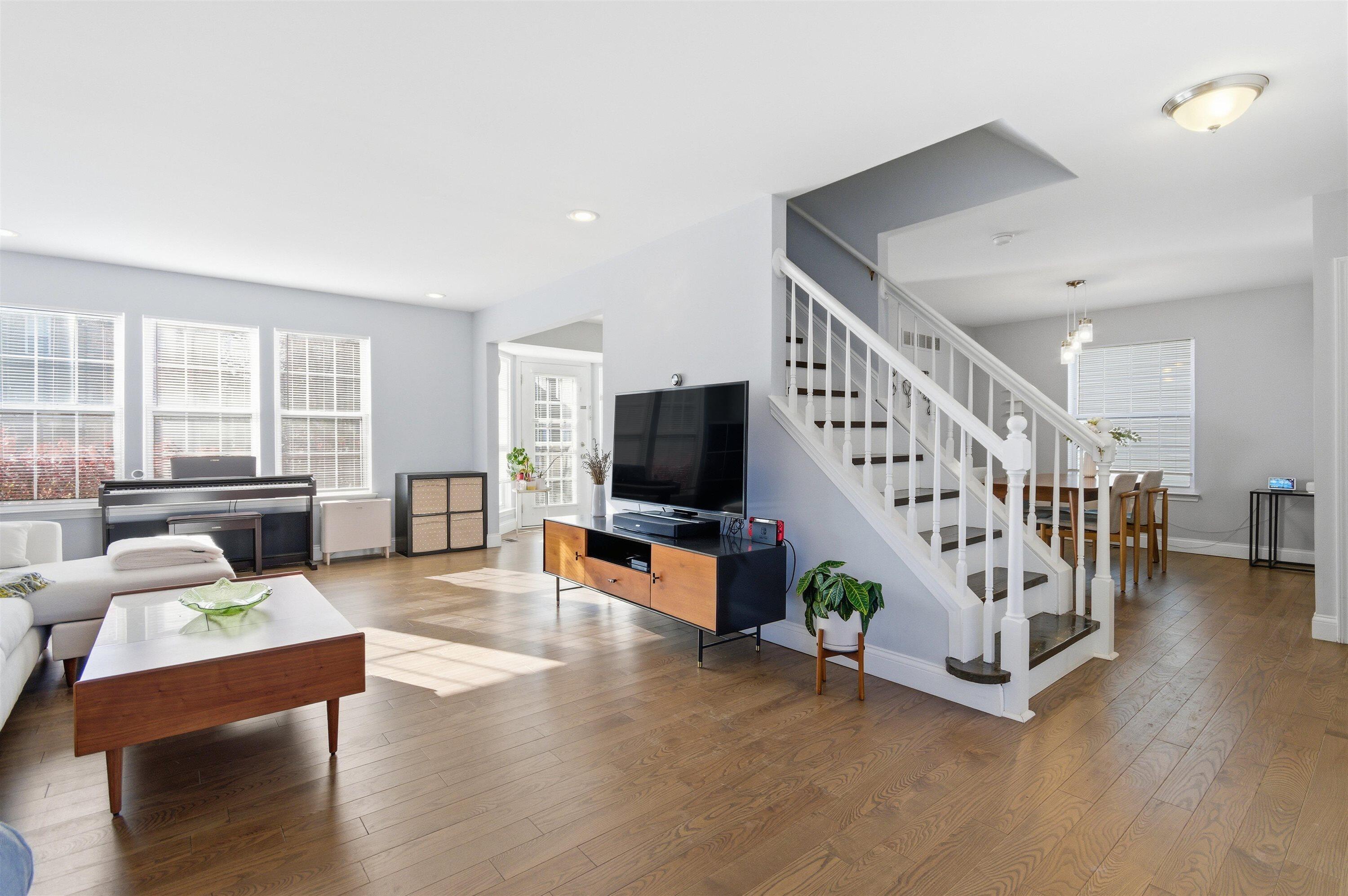 3256 Monument Ann Arbor, MI 48108 - Photo 6 of 39 20-11