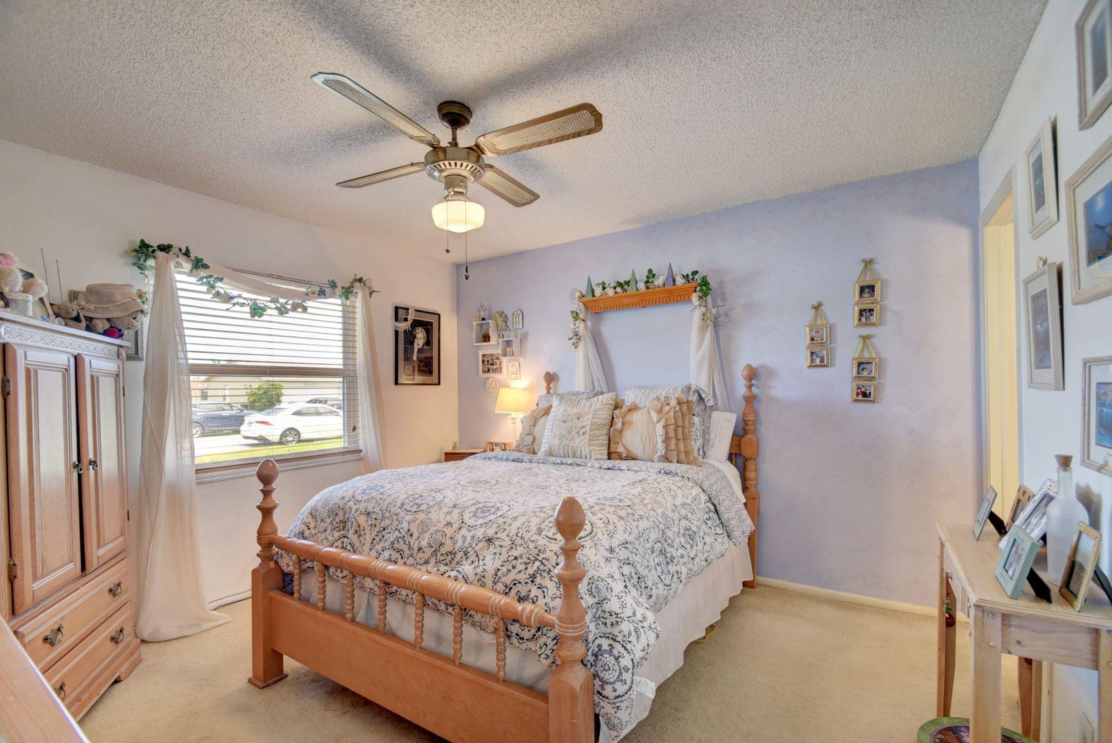 19445 Carolina Circle Boca Raton, FL 33434 - Photo 12 of 34 MasterBedroom1