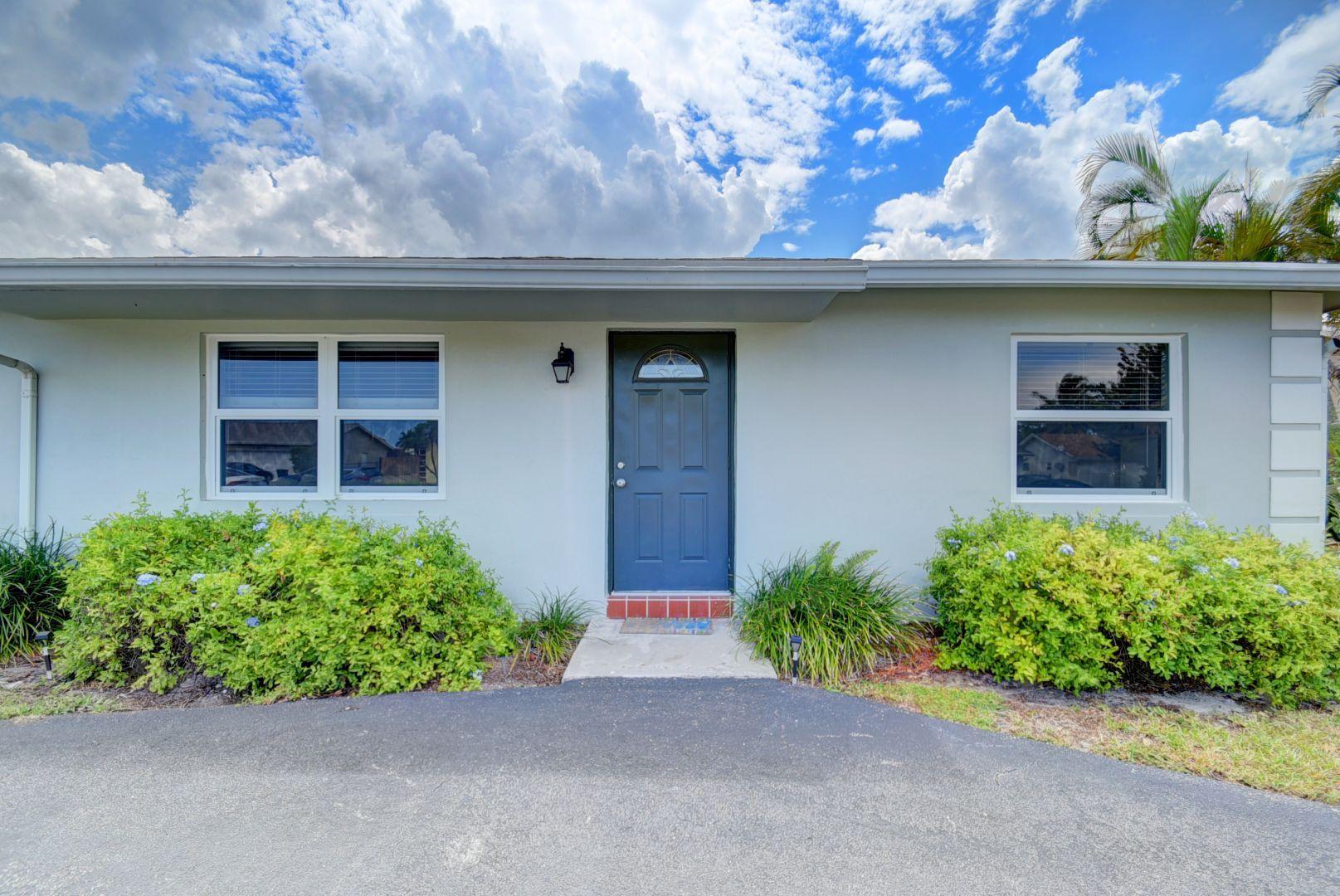 19445 Carolina Circle Boca Raton, FL 33434 - Photo 2 of 34 CarolinaCircleFront3